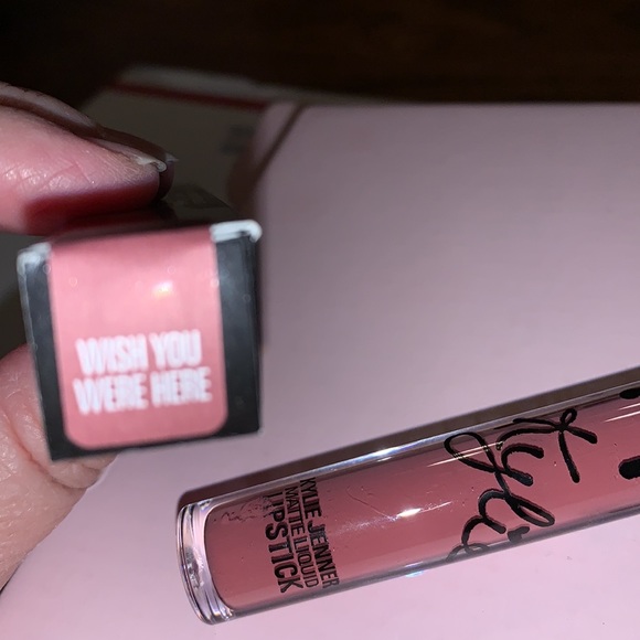 Kylie Jenner Matte Liquid Lipstick - Picture 2 of 5